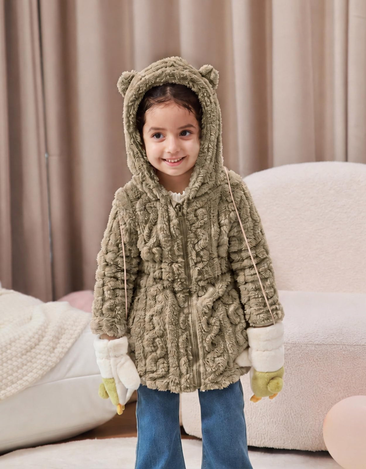 Lanbubble Girls Winter Coat - Plush Cable Jacquard Hooded Jacket with Bear Ears for 3-6Y