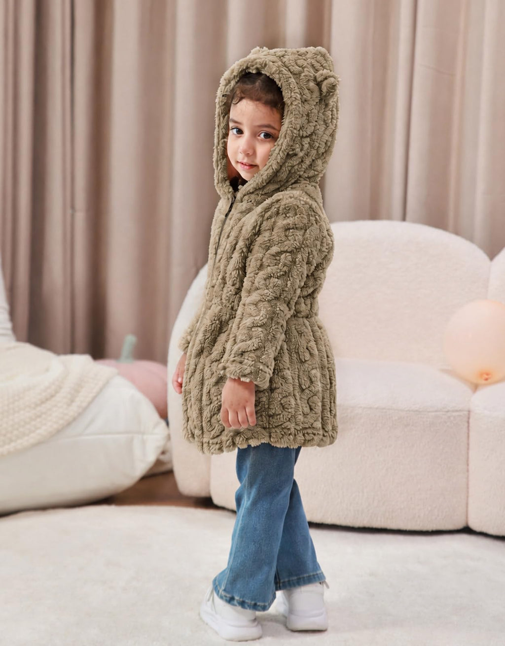 Lanbubble Girls Winter Coat - Plush Cable Jacquard Hooded Jacket with Bear Ears for 3-6Y